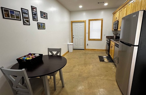 Meridian Casa | Cozy 2-BR house in a quiet country setting within minutes of Meridian w/WiFi