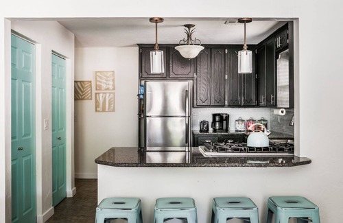 Central Oklahoma City Casa | Cozy 3 bdrm w/pool & hot tub!!