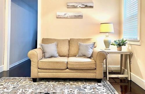 La Crosse Casa | Cozy 3 Bedroom / 1.5 Bath House Close to Everything!