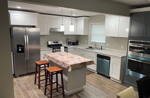 Camden Casa | Cozy 3-bedroom house in pleasant Camden with AC