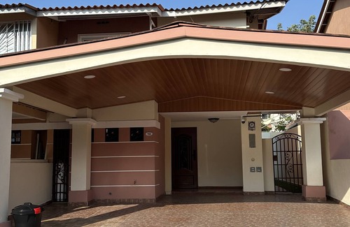 Juan Diaz Casa | Tu hogar en Panamá! A 10 minutos del Aeropuerto.