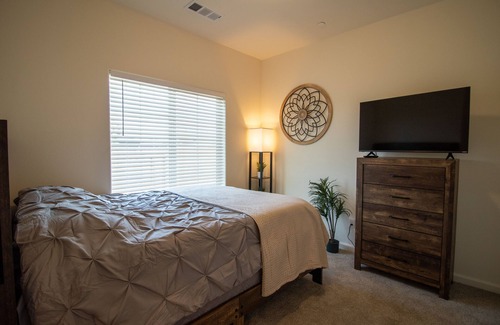 Porterville Casa | Cozy 3 bedroom Villa W/Spa
