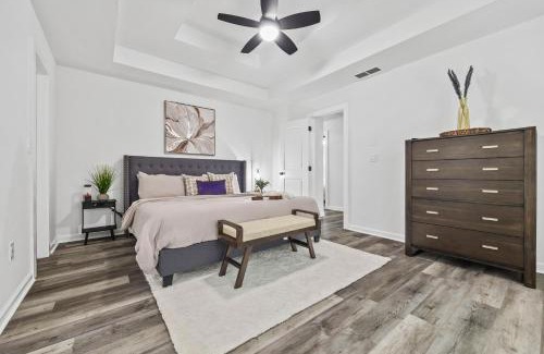 Loganville Casa | Cozy 3 BR house with Wi-Fi near Tribble Mill Park