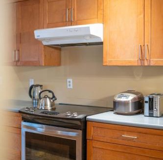 Coquitlam Casa | Cozy 3BR Family Home near City Centre & SkyTrain