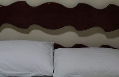 Cananeia Chalet De Esquí | Acogedor chalet con aire acondicionado cerca del centro histórico y del paseo marítimo.