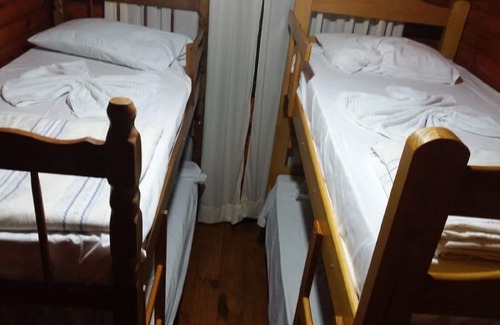 Cananeia Chalet De Esquí | Acogedor chalet con aire acondicionado cerca del centro histórico y del paseo marítimo.