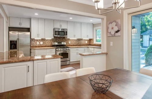 Tallman Casa | Cozy and Clean Cental / Northern Bergen County Home