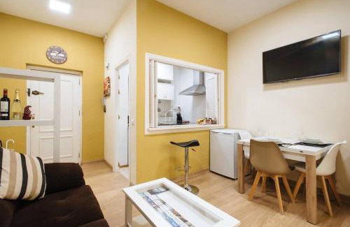 San Bartolome Apartamento | Cozy and well located apartment in the center of Seville