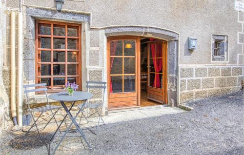 Saint-Chely-d'Aubrac Apartamento | Cozy Apartment In Saint-Chely-D'aubrac