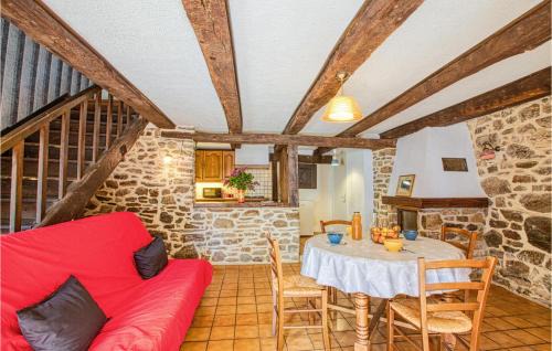 Saint-Chely-d'Aubrac Apartamento | Cozy Apartment In Saint-Chely-D'aubrac