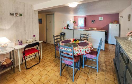 Loupian Apartamento | Cozy Apartment In Loupian With Wifi