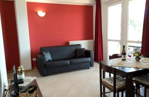 Vercana Apartamento | Cozy apartment with lake view