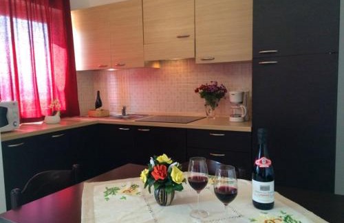 Vercana Apartamento | Cozy apartment with lake view