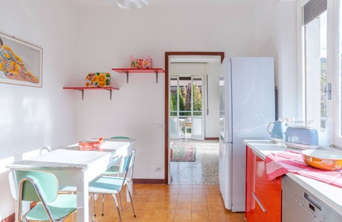 Barni Apartamento | Cozy apt with 2 bedrooms, balcony!