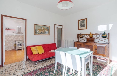 Barni Apartamento | Cozy apt with 2 bedrooms, balcony!