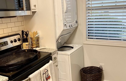 Athens Condominio | Cozy Athens Condo – Close to UGA & Downtown Athens