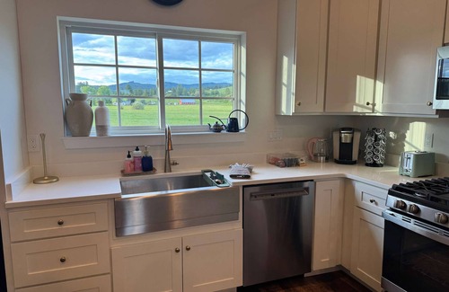 Harvard Casa | Cozy Avon Country Escape