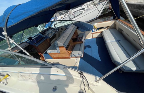 Riverside Alquiler De Eote | Cozy boat in Marina at the base of Spirit Mountain in west Duluth.
