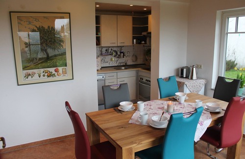 Klocksdorf Casa | Cozy bungalow on the lake with garden and terrace ideal for people and animals.