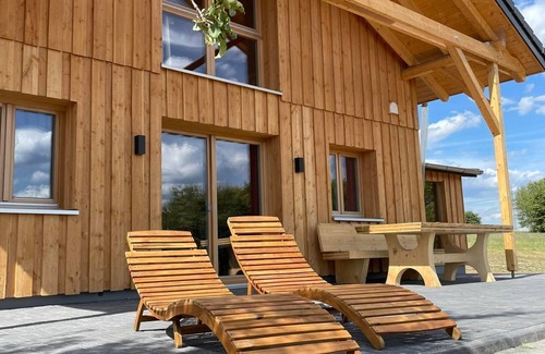 Thaleischweiler-Froschen Chalet De Esquí | Cozy chalet in the Palatinate Forest with sauna and hot tub in Rhineland-Palatinate