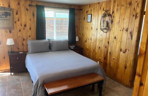 South Fork Casa | Cozy cabin #6 at Aspen Ridge Cabins