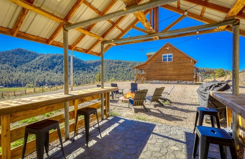 Pagosa Springs Casa | Cozy Cabin Retreat w/ Games, Hot Tub, Pet-Friendly & Forest Access