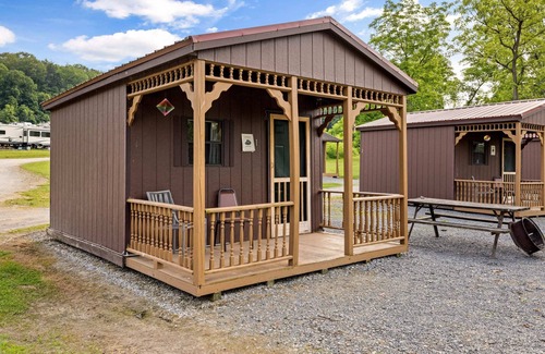 Mifflinburg Cabina | Cozy Cabin3 Within Campground