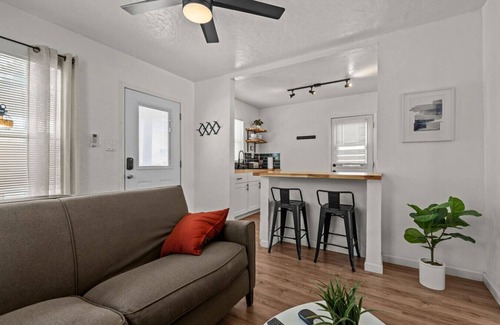 Rincon Heights Casa | Cozy Casita Walking to U of A