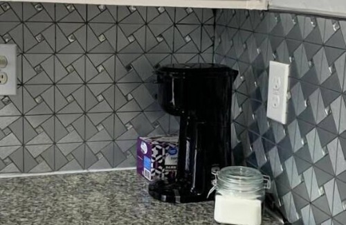 Gonzales Casa | Cozy, Convenient, Modern update