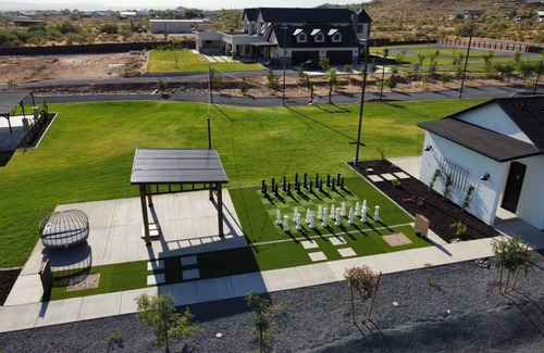 San Tan Valley Cabaña | Cozy Cottage on 1.5 acres with Private Pond near hiking and biking trails