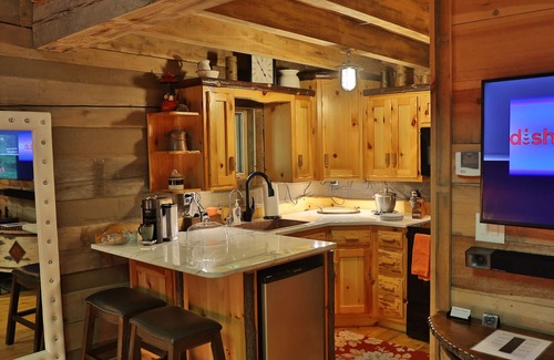 Dover Cabaña | Columbia arbolados del sol naciente de la cabina