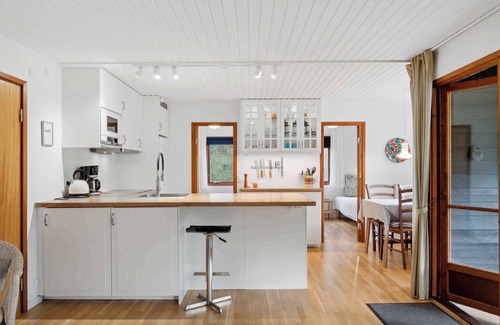 Lyngsbæk Strand Casa | Cozy cottage steps from Lyngsbæk beach