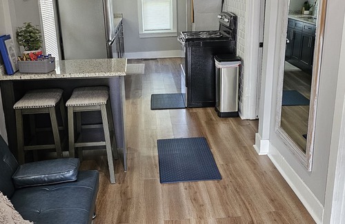 Cahal Street Group Cabaña | Cozy Cottage @ Trevecca