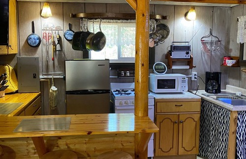 Friendship Cabina | Linda cabaña de 2 dormitorios