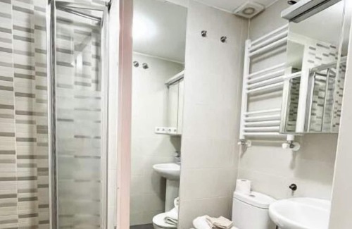 Ciudad Jardin Apartamento | Cozy Design Apartment Close to Bernabeu and IFEMA 4