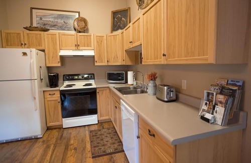 Cody Cabina | Wapiti Bear Den- Casa de huéspedes con vistas espectaculares en el camino a Yellowstone