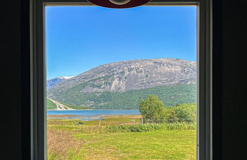 Narvik Casa | Acogedora casa en Elvegard con sauna