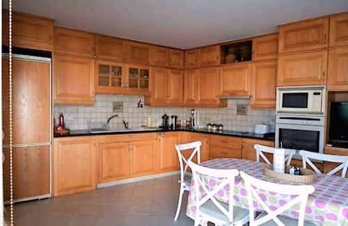 Omodos Casa | Cozy home in Omodos with mountain views, garden, WiFi, and private parking.