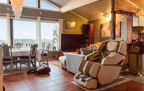 Gjengstoa Casa | Cozy Home In Vevang With Sauna