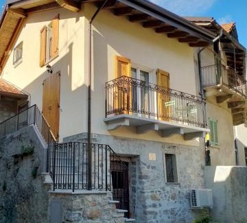 Abbadia Lariana Casa | Cozy Home Maison Cascina Amélie