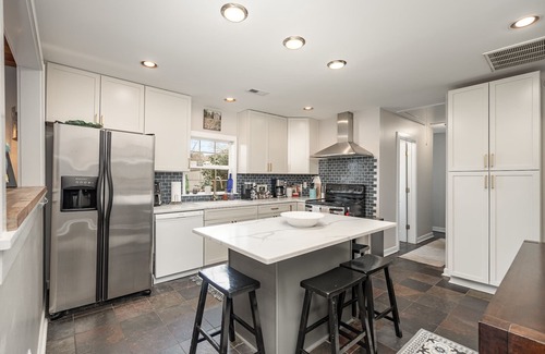 Waxhaw Casa | Cozy Hometown Getaway!