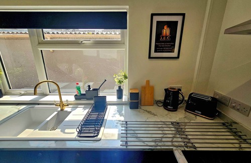 Bridgwater Casa | Cozy House in Bridgwater - Sleeps 6 - Long stays