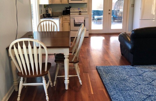 Taylorsville Cabaña | Cozy Lake Hickory Cabin