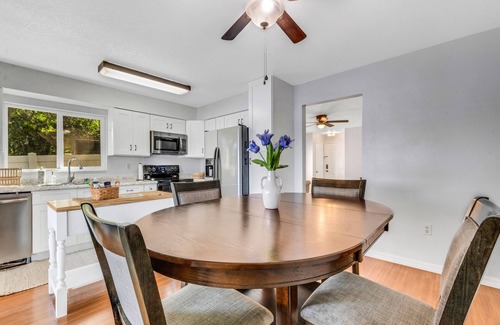 Lakeland Casa | Cozy lake house retreat in the heart of Lakeland