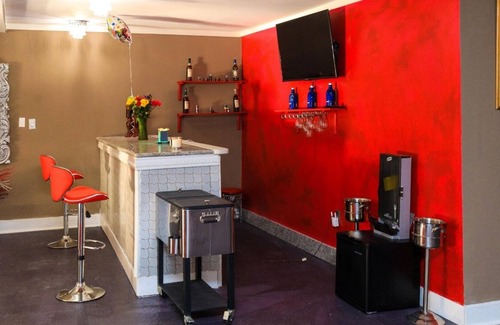 Hampton Casa | COZY MOBAY EVENT CENTER