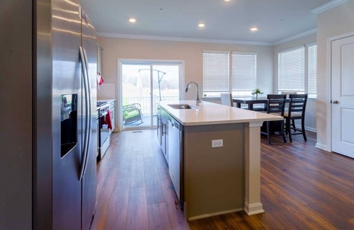 Rossville Casa | Cozy New Townhome in Rosedale MD