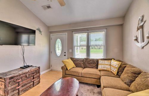 Pantego Casa | Cozy Pantego Cottage about 5 Miles to Belhaven!