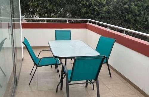 Santiago de Surco Condominio | Cozy penthouse Caminos del Inca, Surco