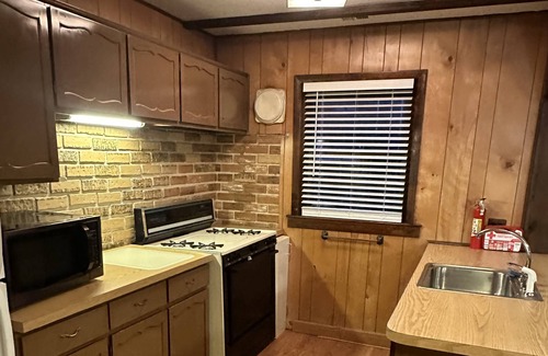 Primos Secane Casa | Cozy Philly Haven: Ideal Home