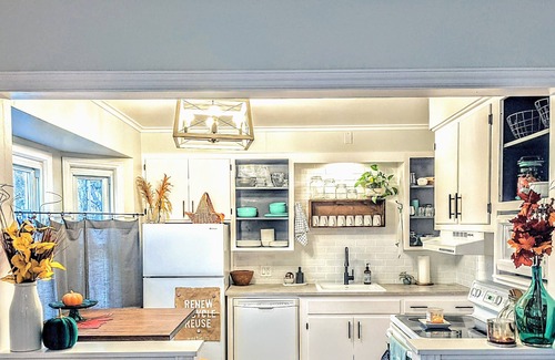 Toledo Casa | Cozy place for friends and family! A home away from home!